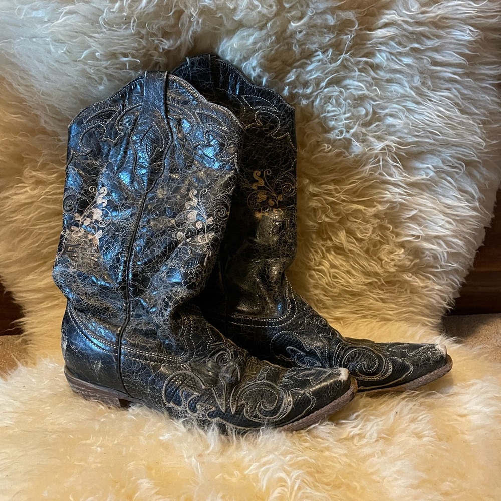 Vintage Corral Boots - Sz 9.5